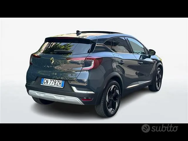 Renault Captur 2023 photo 2