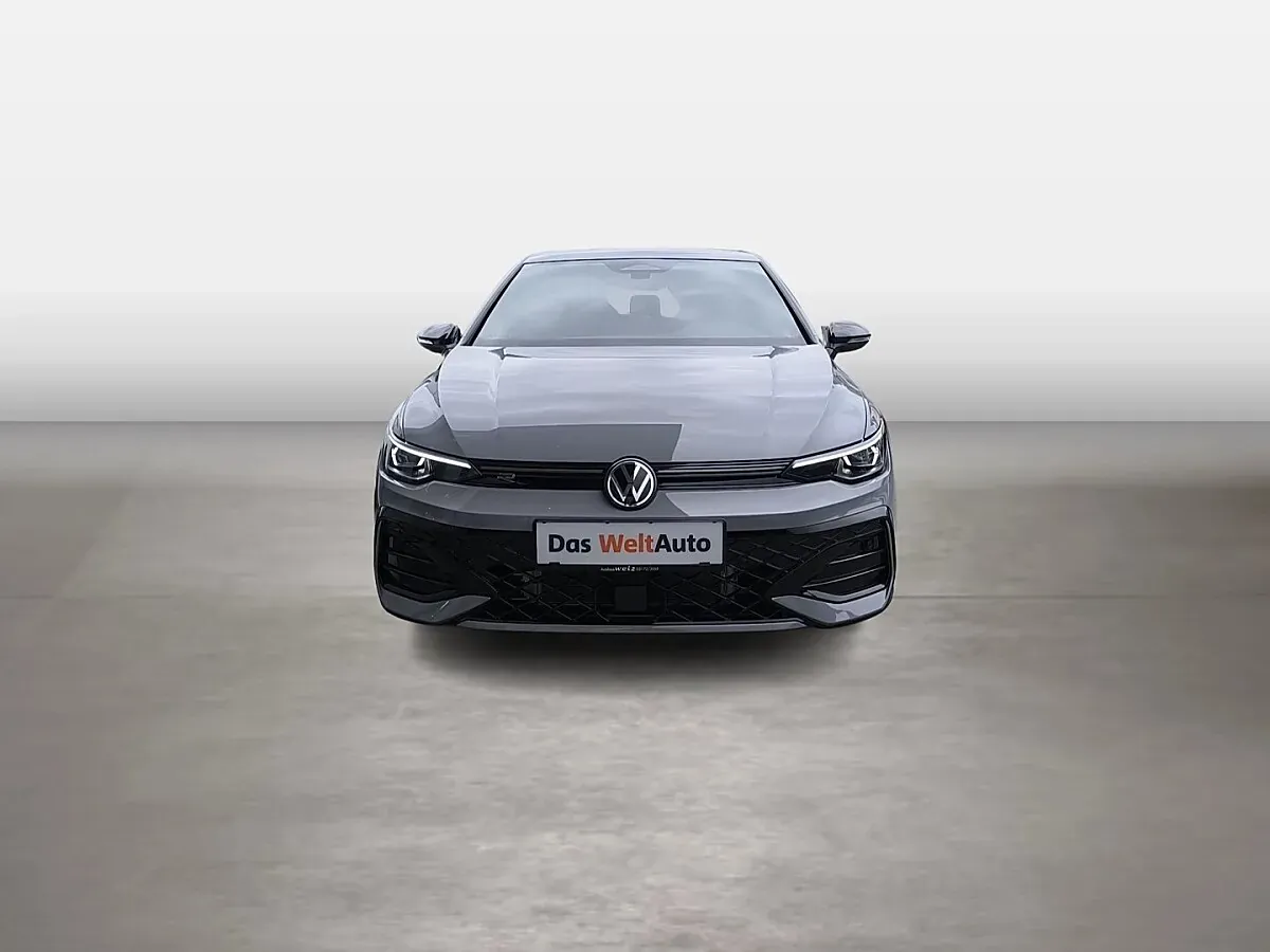 Volkswagen Golf 2026 photo 2