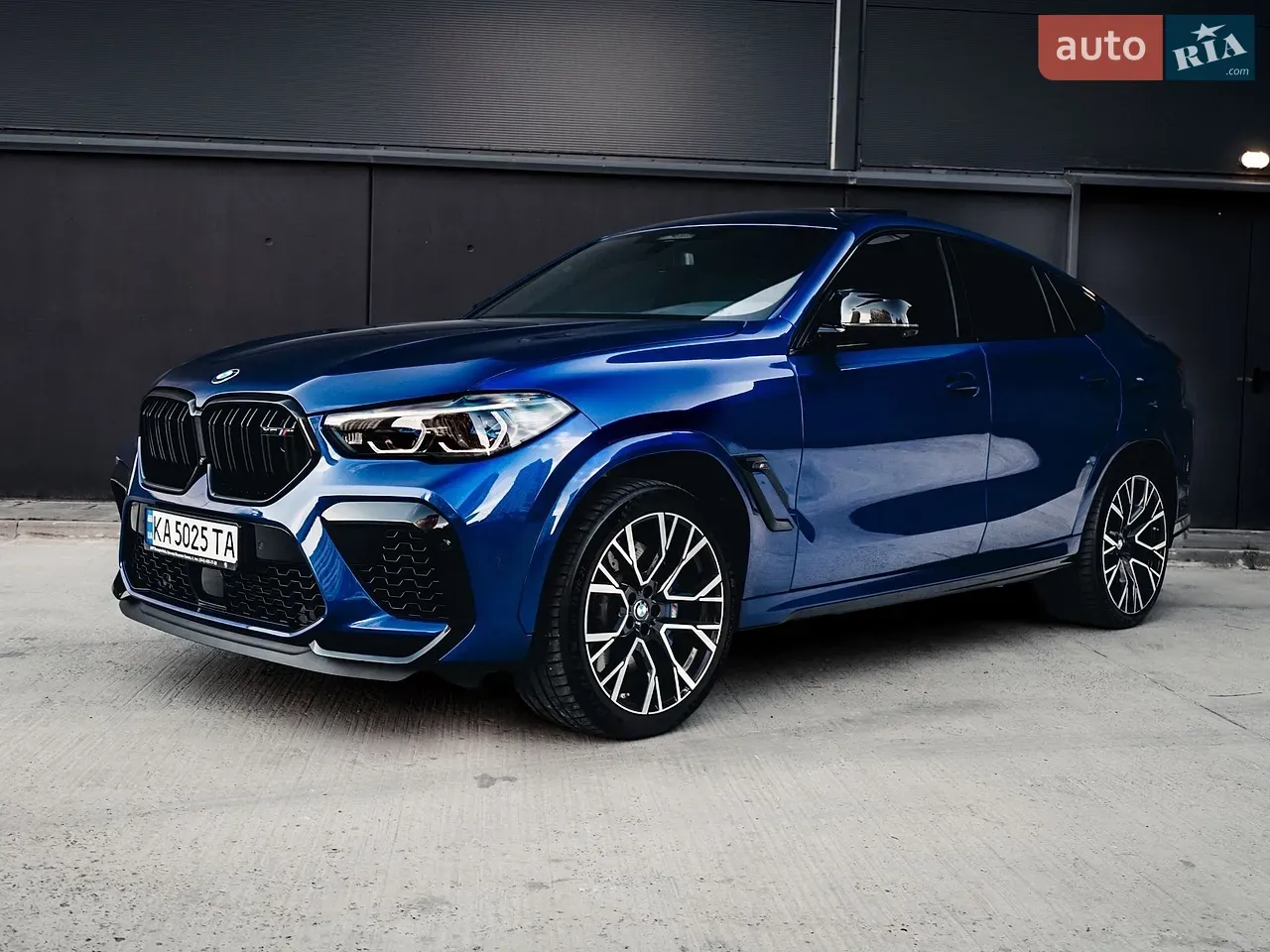 BMW X6 M 2022 photo 5