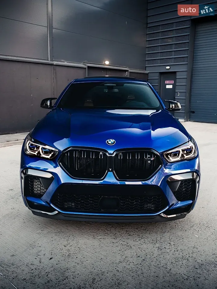 BMW X6 M 2022 photo 2