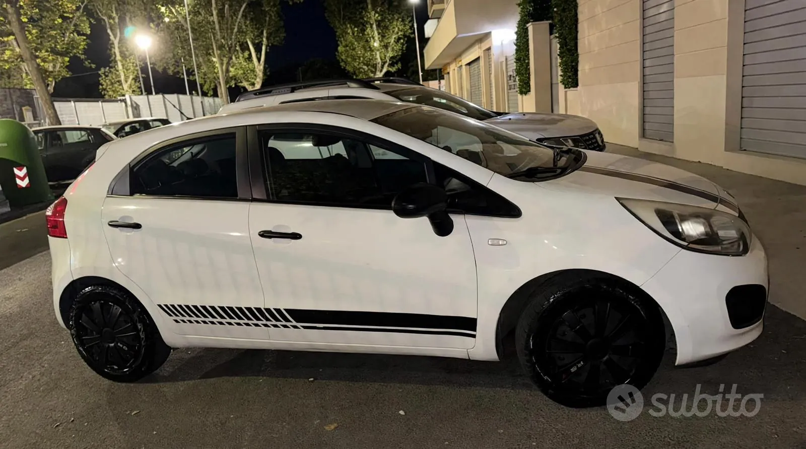 Kia Rio 2012 photo 3