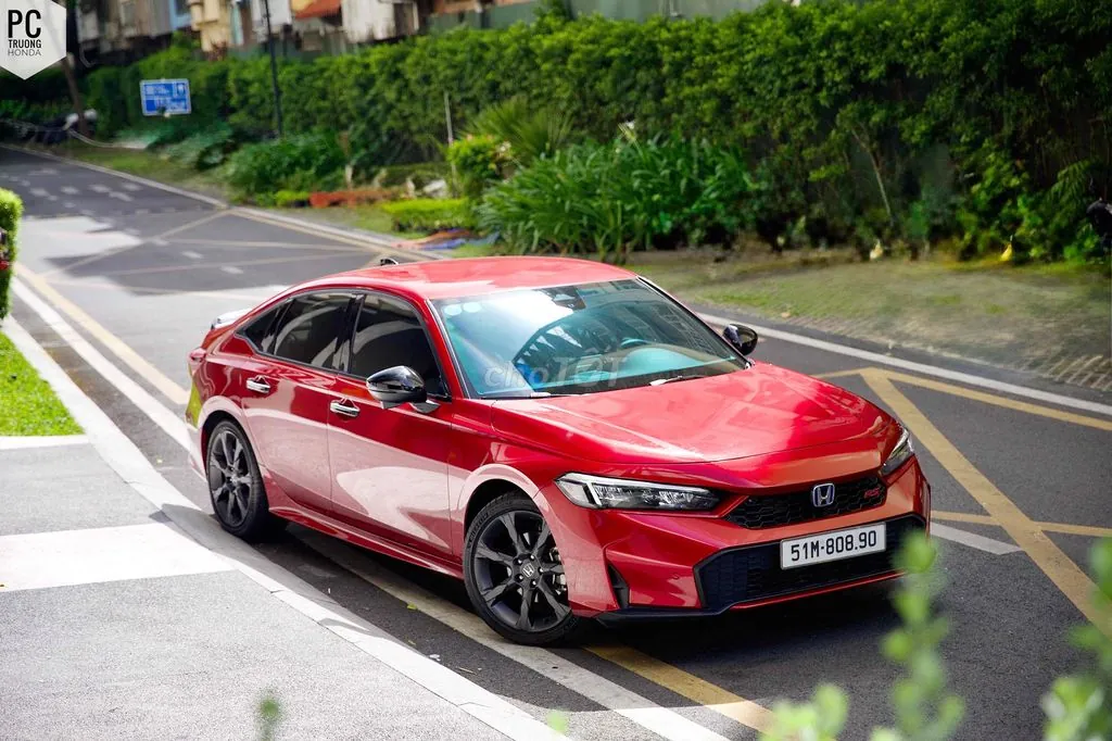 Honda Civic 2025 photo 2