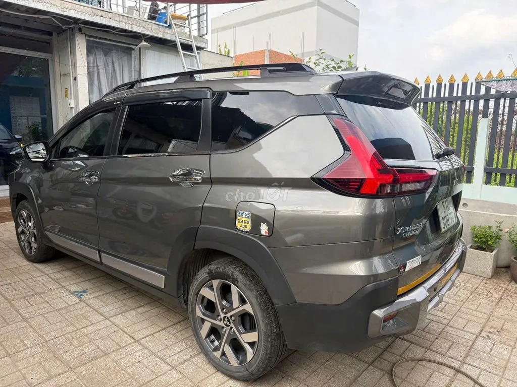 Mitsubishi Xpander Cross 2024 photo 3