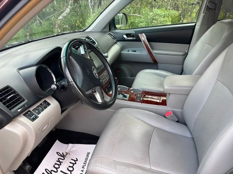 Toyota Highlander 2011 photo 5