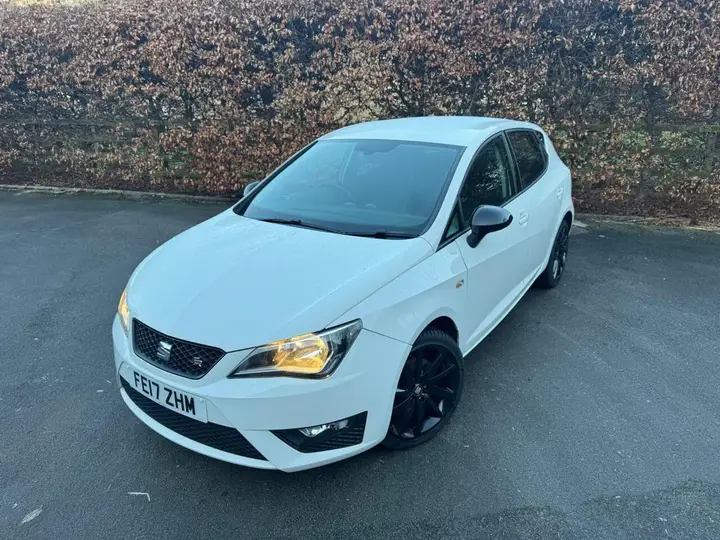 Seat Ibiza 2017 photo 2