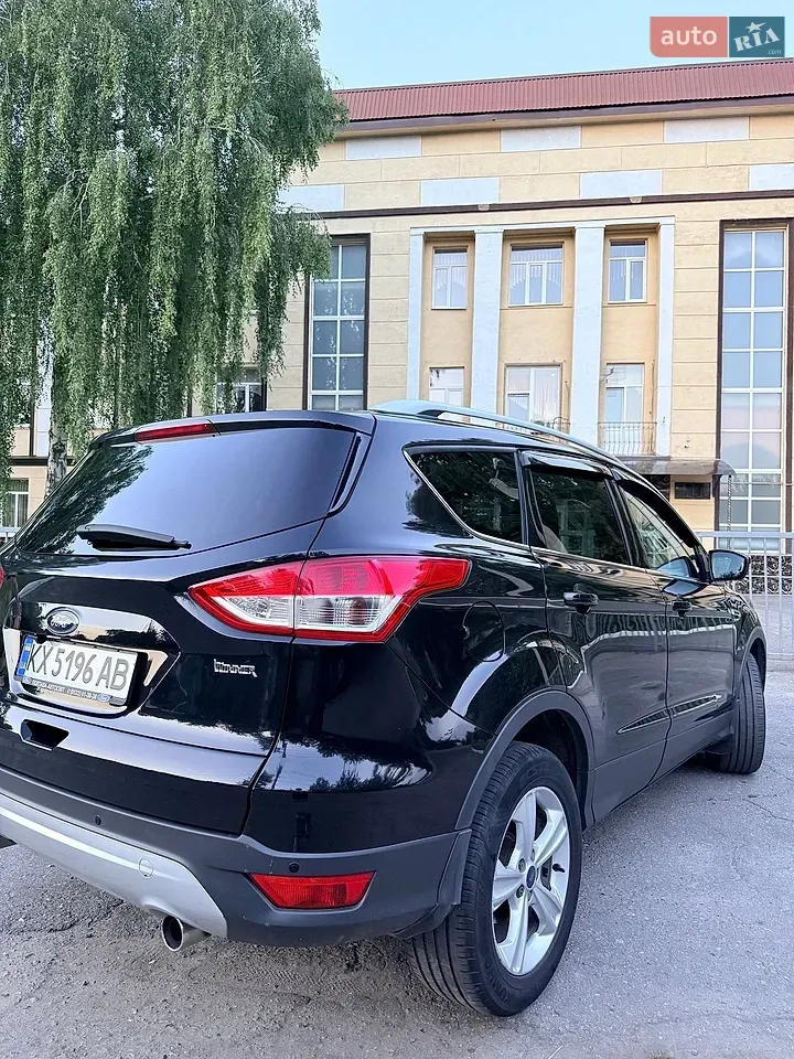 Ford Kuga 2015 photo 4