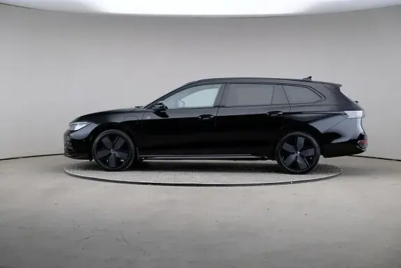 Volkswagen Passat 2026 photo 4