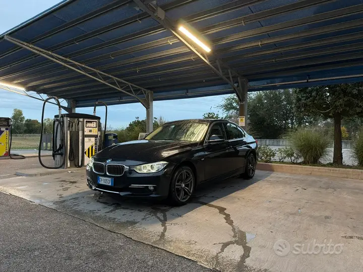 BMW F30