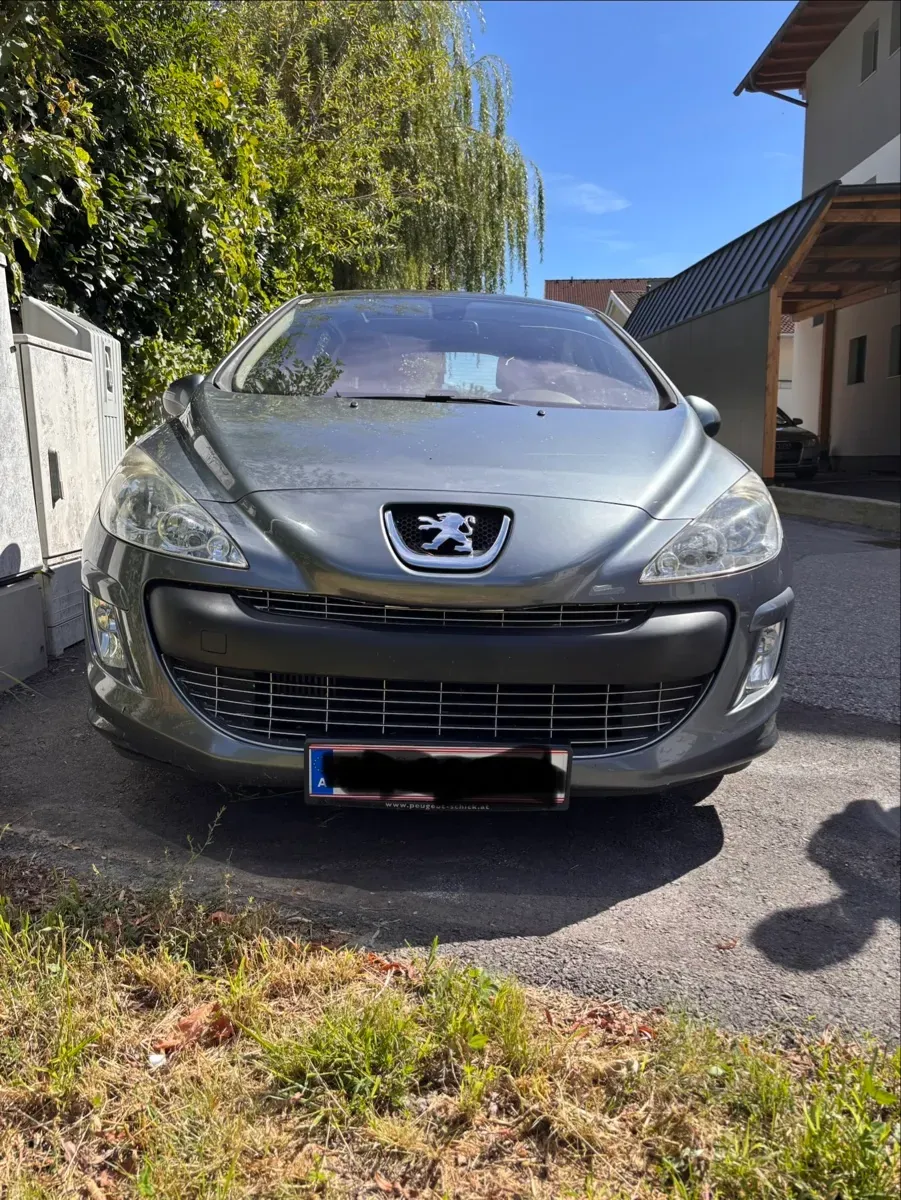 Peugeot 308 2008 photo 2