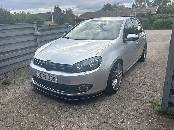 Volkswagen Golf Vi 2009 photo 2