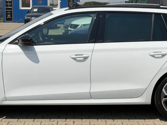 Skoda Octavia 2023 photo 3