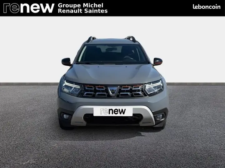 Dacia Duster 2022 photo 2