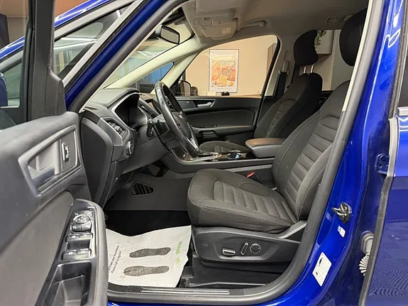 Ford Galaxy 2017 photo 3