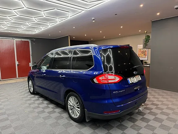 Ford Galaxy 2017 photo 2