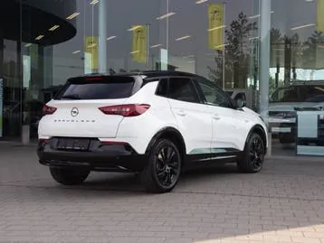 Opel Grandland X 2022 photo 3