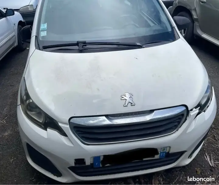 Peugeot 108 2015 photo 3