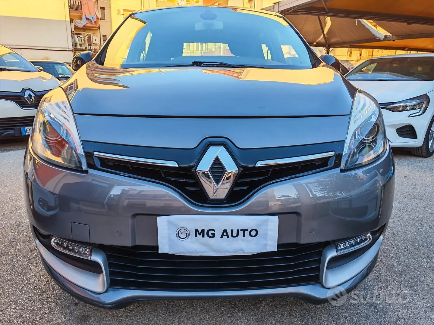 Renault Scenic 2016 photo 2