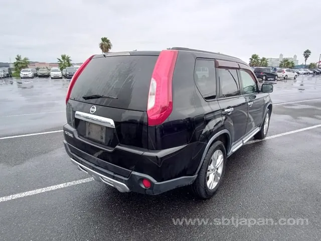 Nissan X-Trail 2012 photo 4