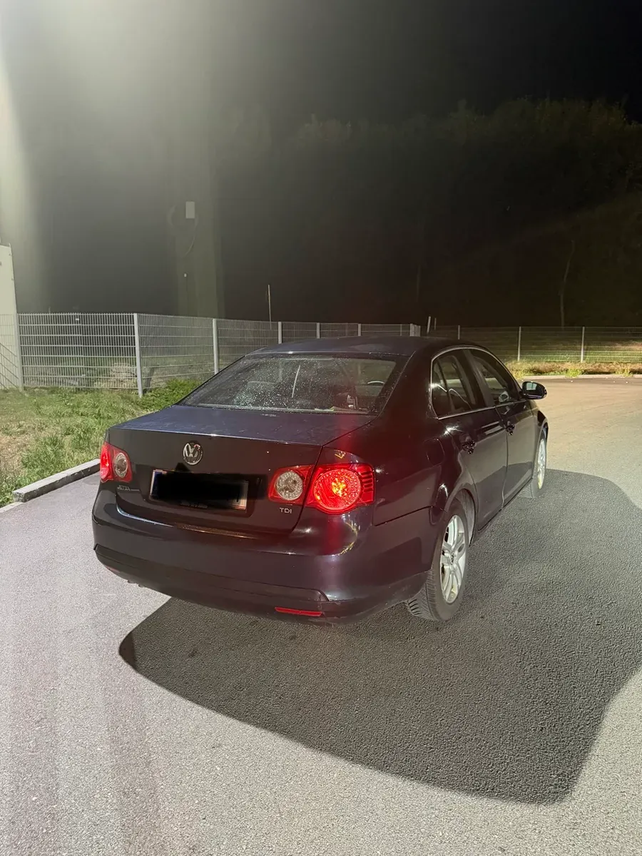 Volkswagen Jetta 2007 photo 2