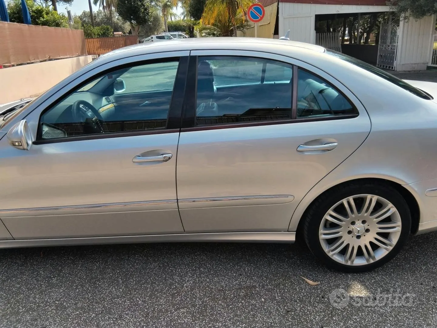 Mercedes-Benz E-Class 2007 photo 5