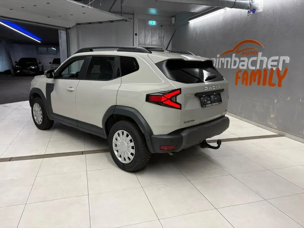 Dacia Duster 2024 photo 2