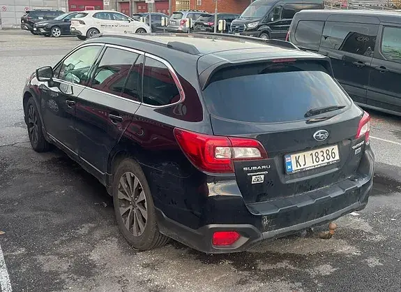 Subaru Outback 2015 photo 3