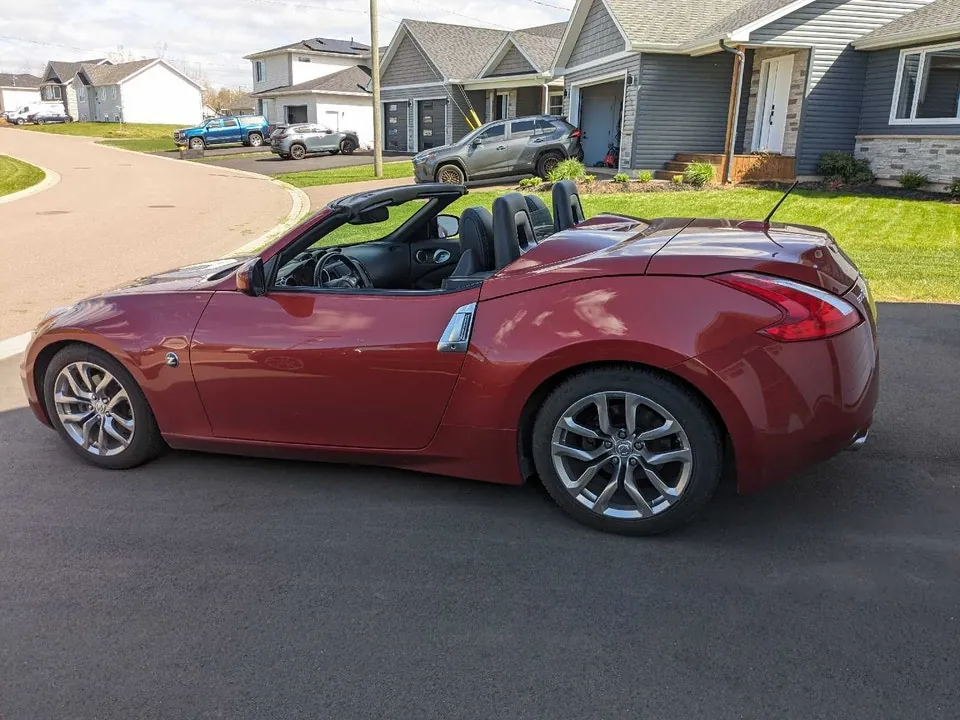 Nissan 370Z 2013 photo 3
