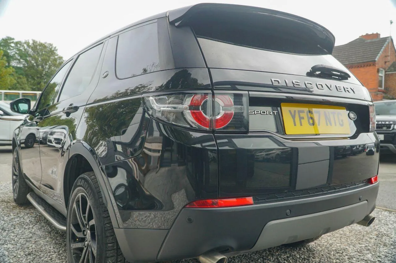 Land Rover Discovery Sport 2017 photo 5