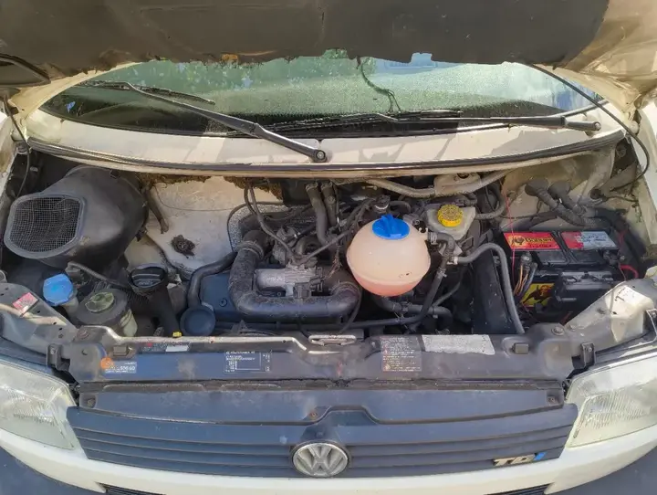 Volkswagen T4 2003 photo 3