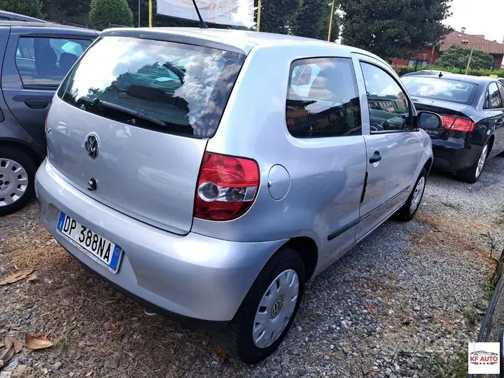 Volkswagen Fox 2008 photo 3