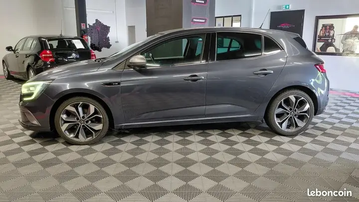 Renault Megane 2018 photo 4