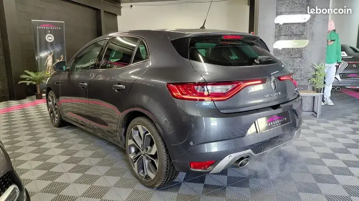Renault Megane 2018 photo 5