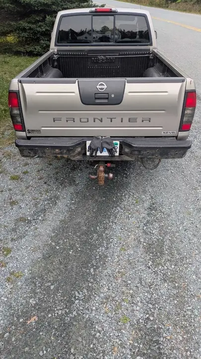 Nissan Frontier 2004 photo 5