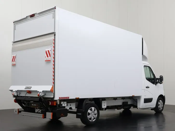 Nissan Interstar 2024 photo 2