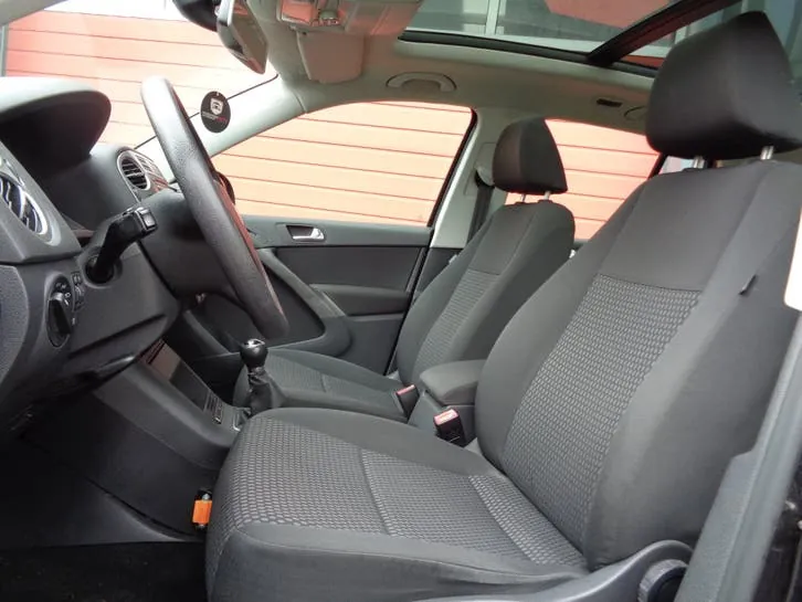 Volkswagen Tiguan 2009 photo 2
