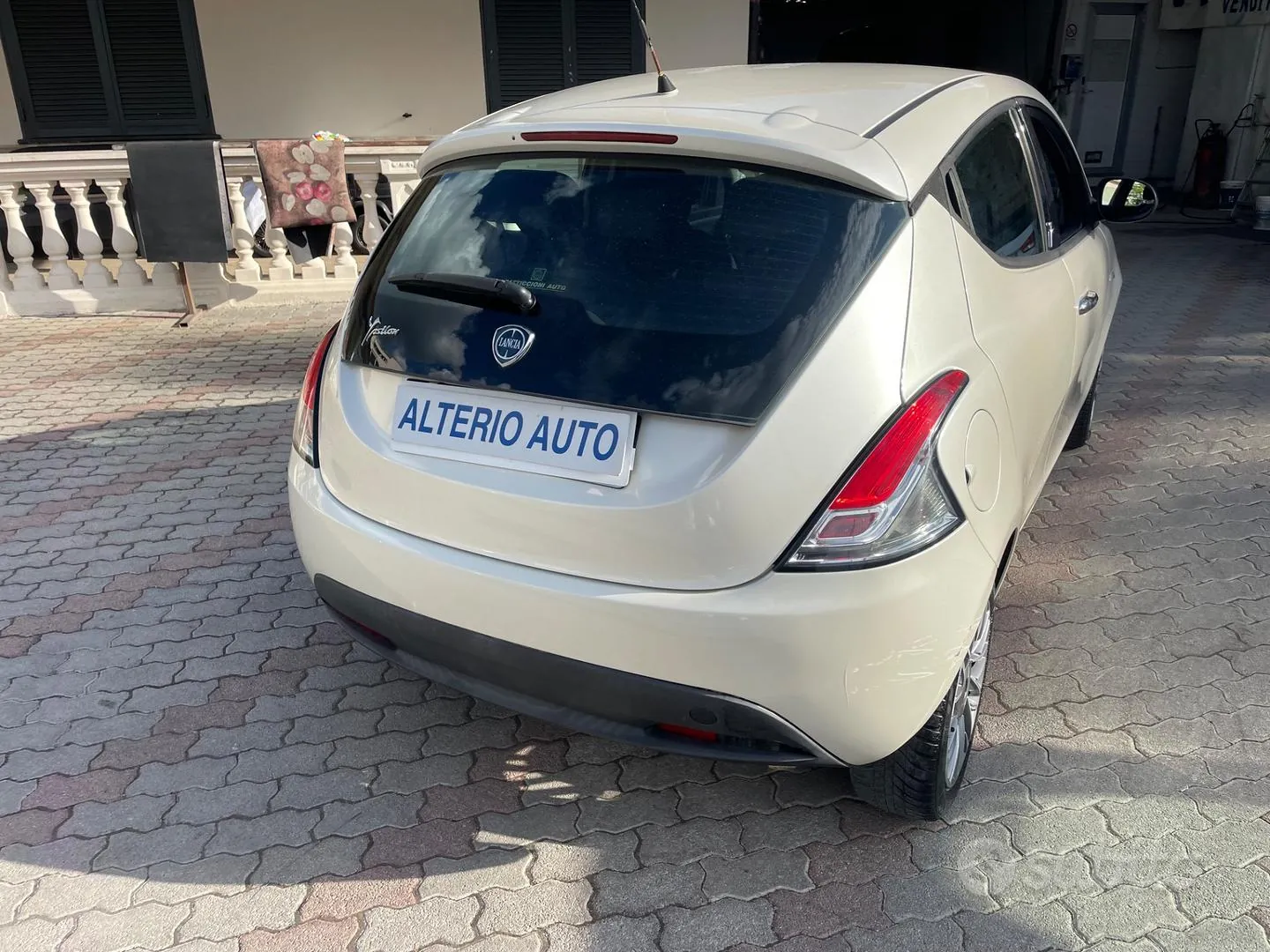 Lancia Ypsilon 2012 photo 3