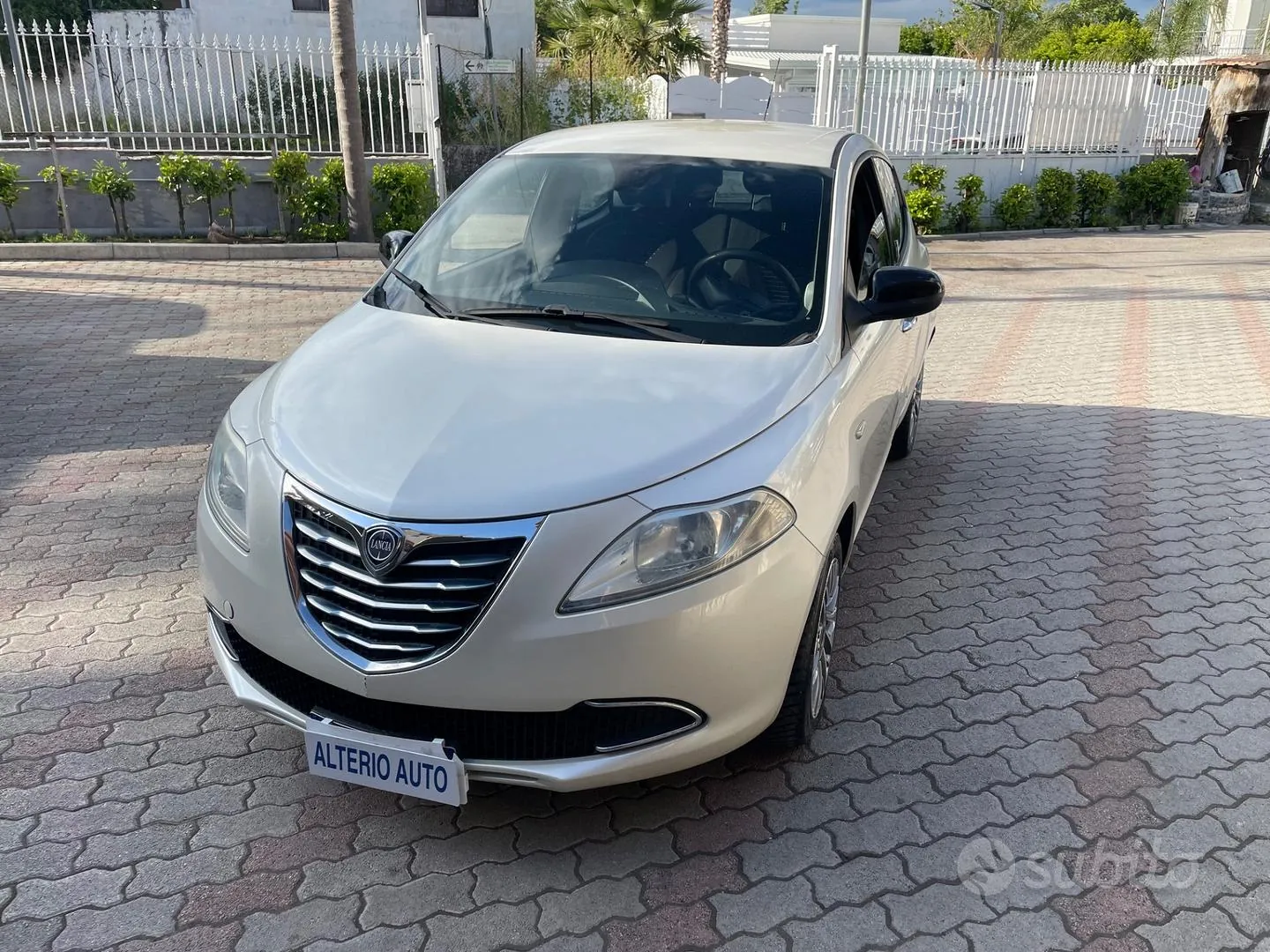 Lancia Ypsilon 2012 photo 2
