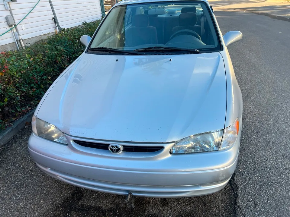 Toyota Corolla 1999 photo 2