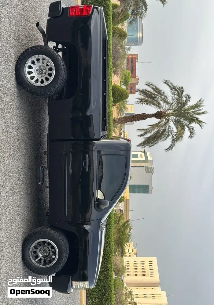 Chevrolet Silverado 2010 photo 4