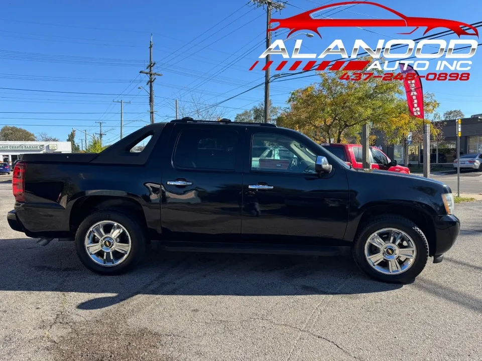 Chevrolet Avalanche 2009 photo 4
