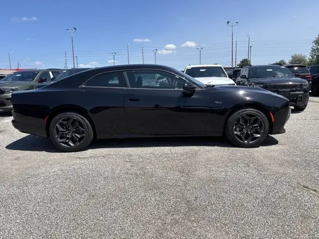 Dodge Charger 2027 photo 4