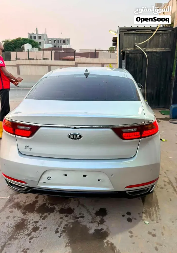 Kia K8