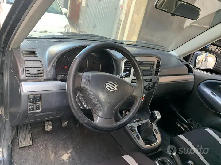 Suzuki Grand Vitara 2005 photo 5