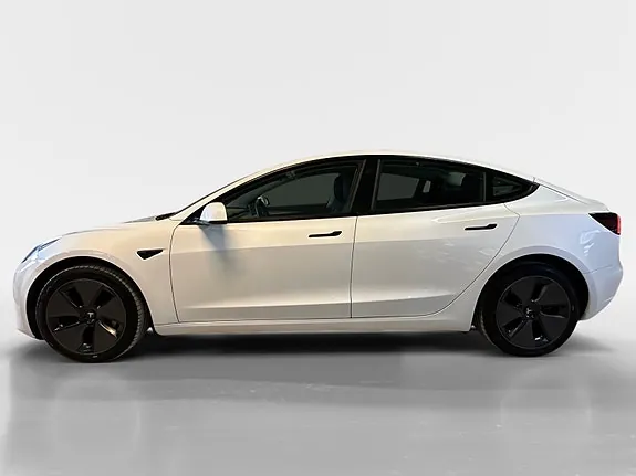 Tesla Model 3 2022 photo 4