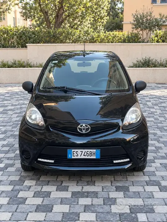 Toyota Aygo 2013 photo 2