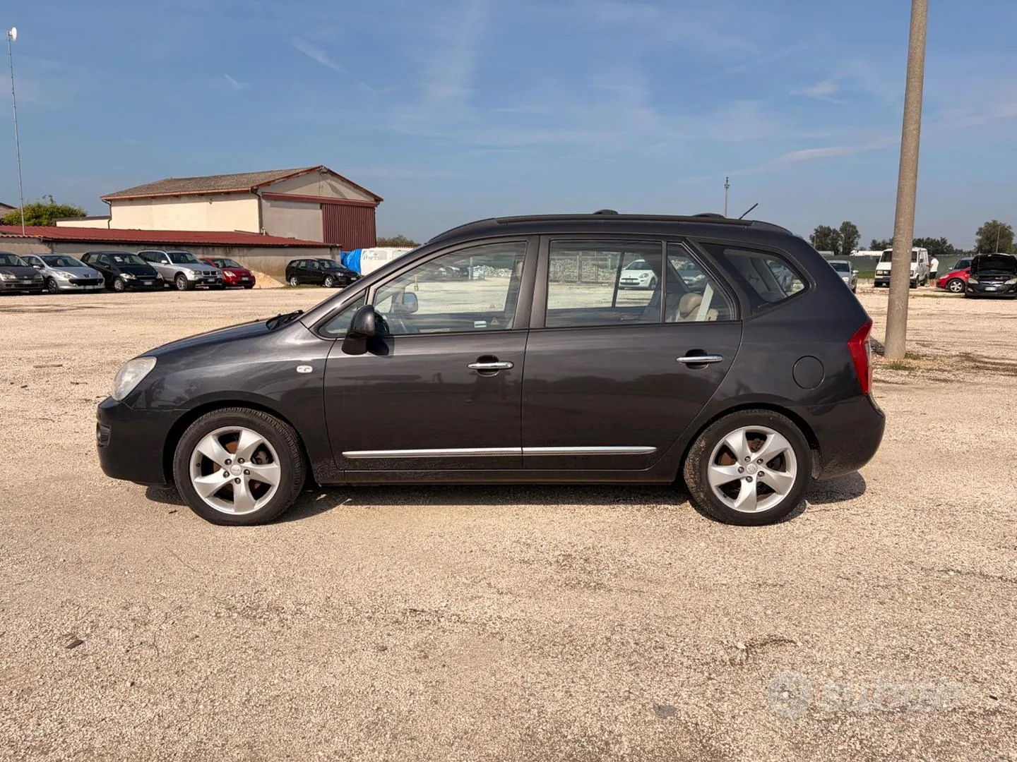 Kia Carens 2008 photo 3