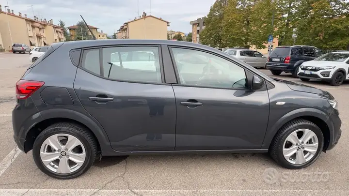 Dacia Sandero 2022 photo 3