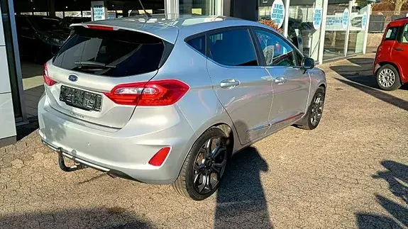 Ford Fiesta 2018 photo 2