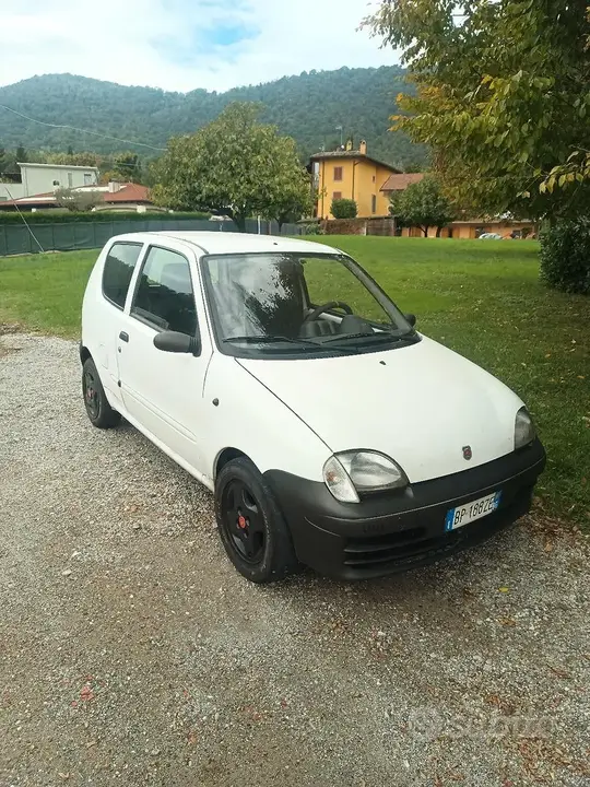 Fiat 600 2001 photo 2