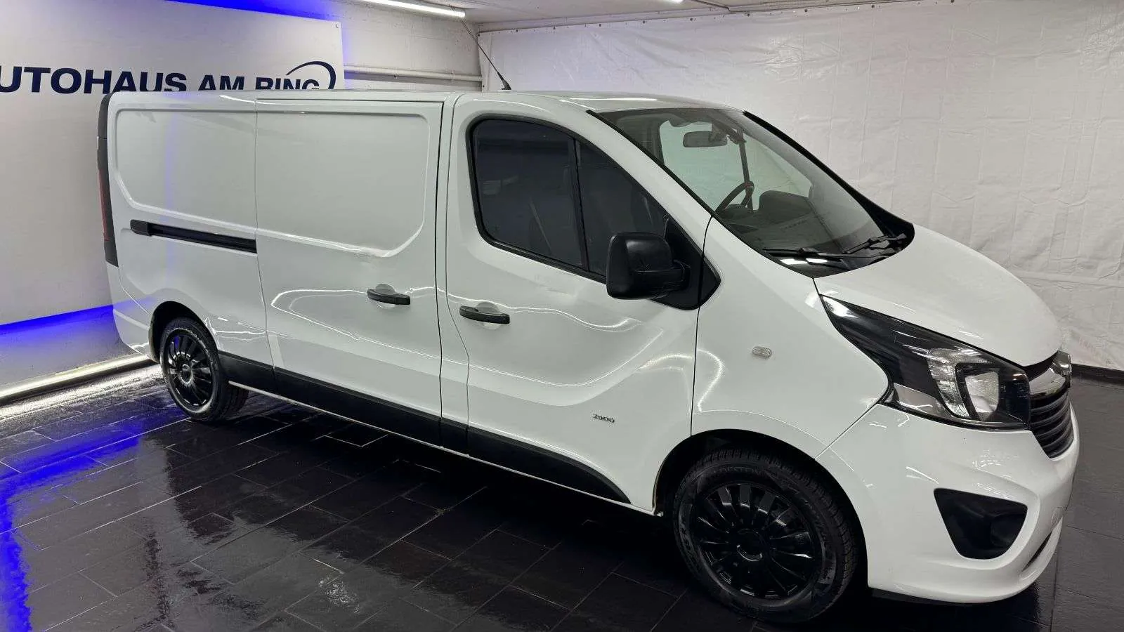 Opel Vivaro 2015 photo 5